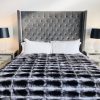 Black Velvet Empress Chinchilla Blanket -King Size (128 Pelts)