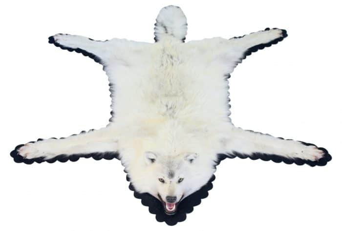 Alaskan Timberwolf rug