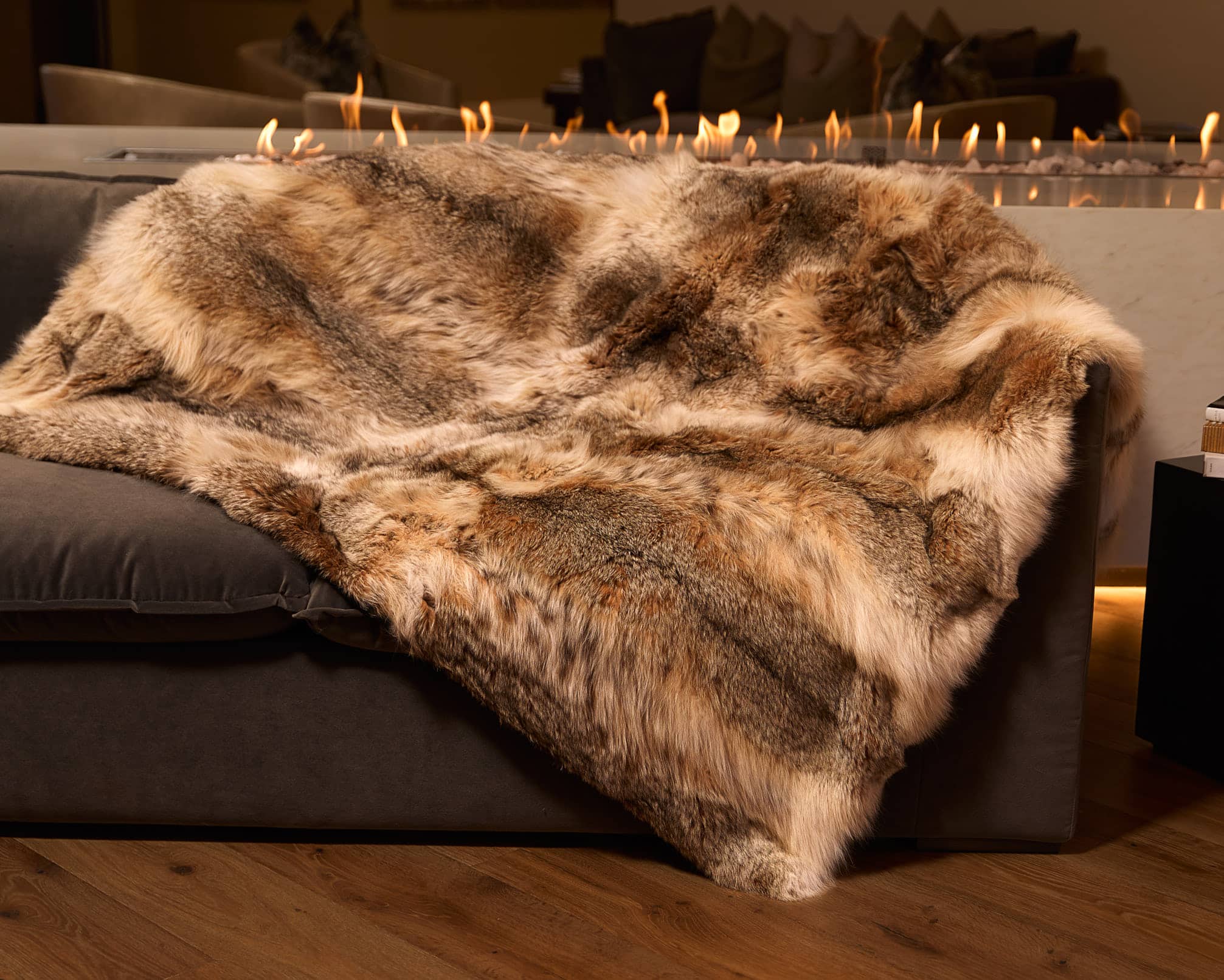 SKY-HI 2016 LIVE HOUSE TOUR RAG ブランケット Canadian Lynx Fur Blanket with AAA Hand-Matched Lynx Pelts - Sitka