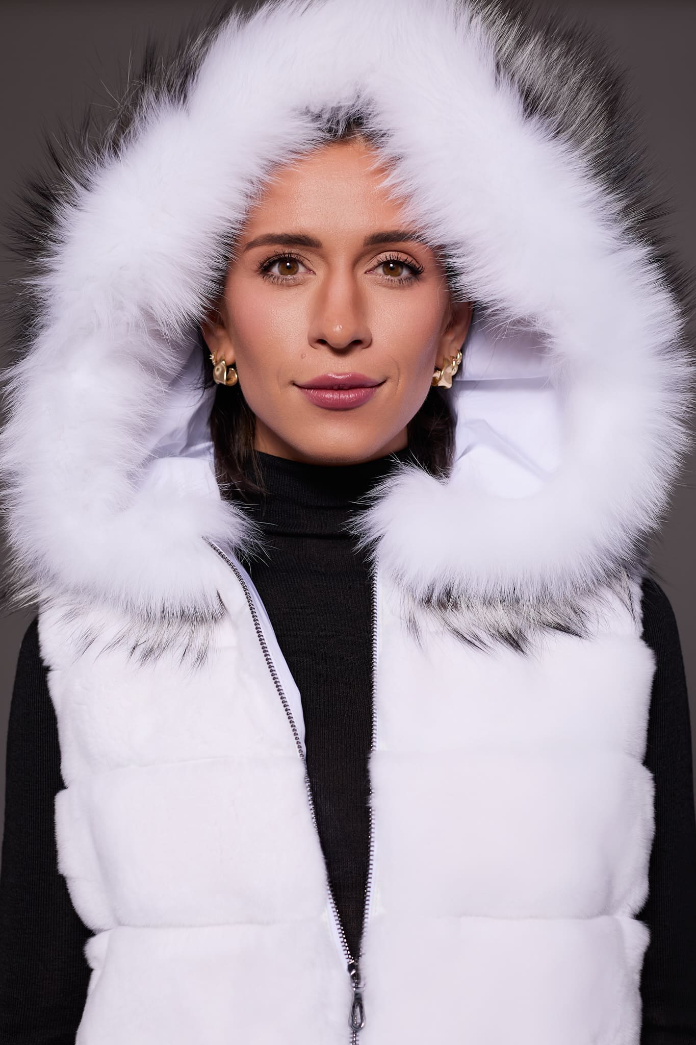 ALMA REX VEST WHITE HOOD